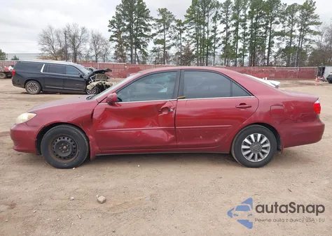 2006 Toyota Camry Le z USA, uszkodzony, nr VIN 4T1BE30K66U117320